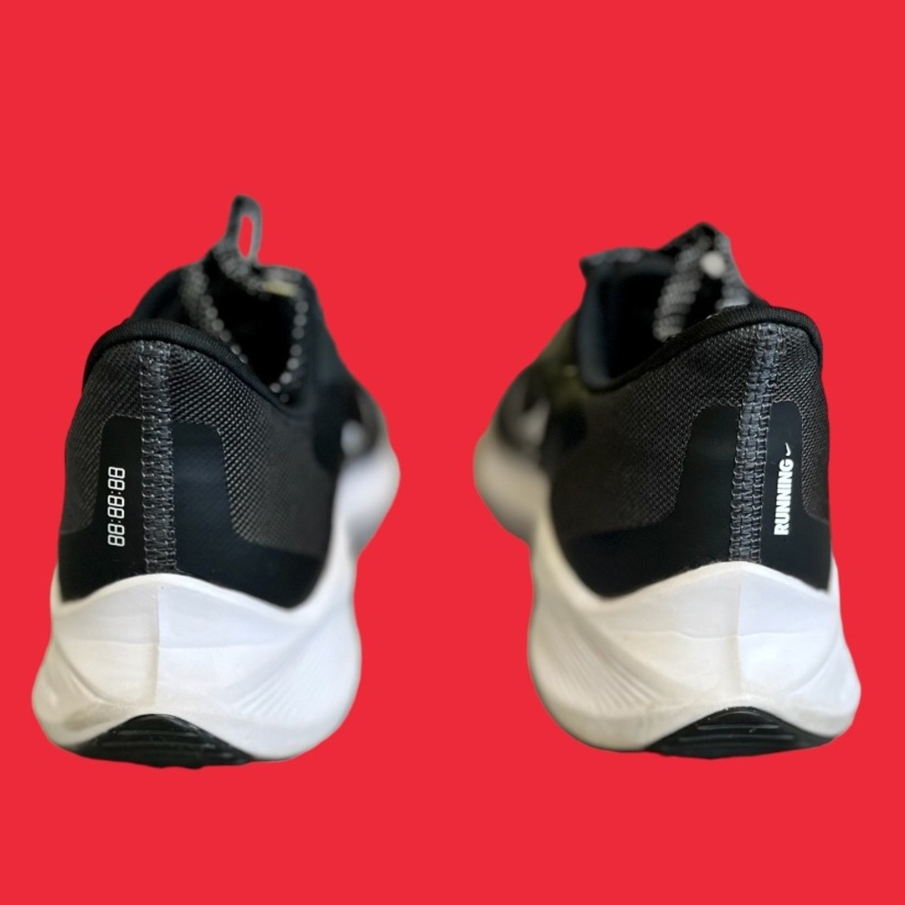Nike Zoom Winflo 7 Running Shoes - Picture 8 of 12